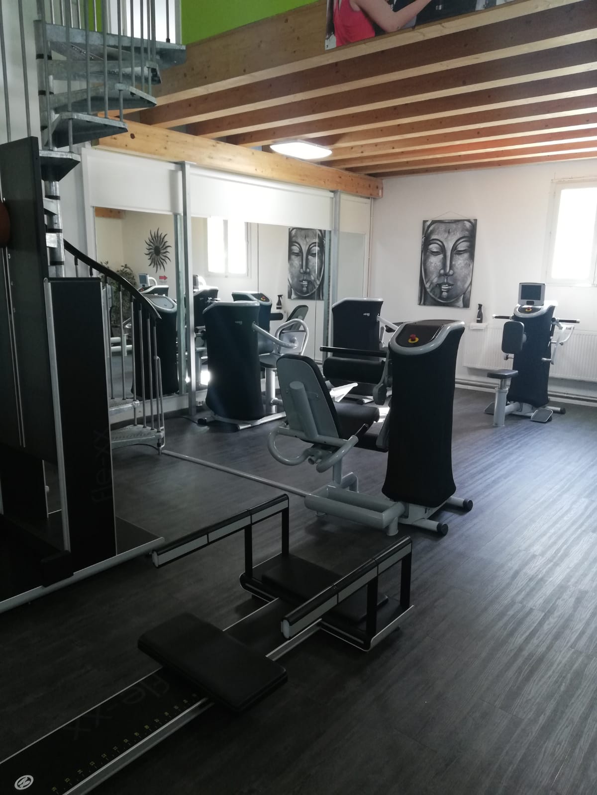 eGym-Zirkel für gerätegestütztes Krafttraining